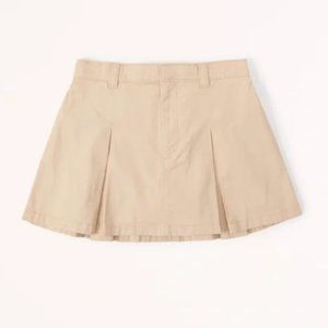Abercrombie & Fitch Pleated Chino Mini Skirt
